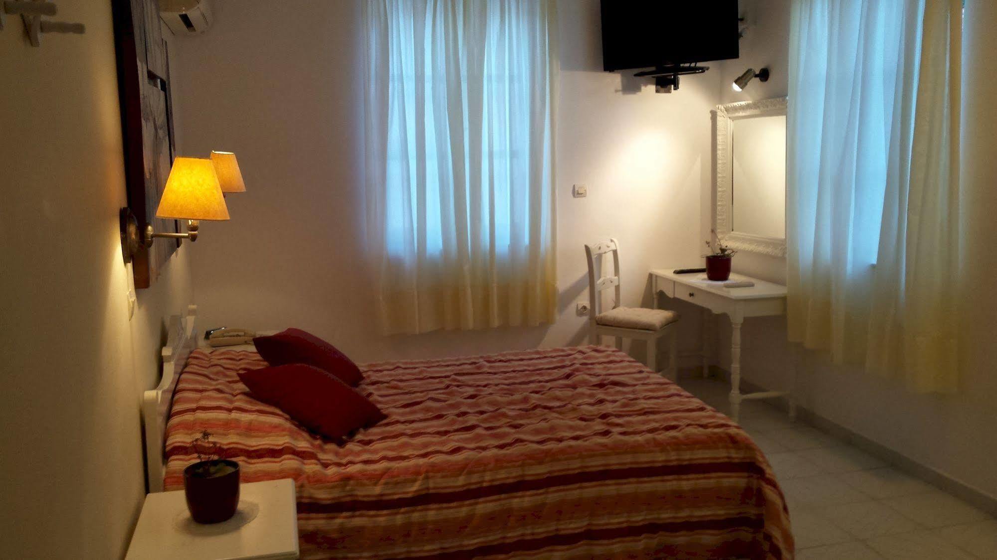 Ippokampos Hotel Hydra  Bagian luar foto
